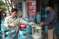 Thủ tục đăng ký Kl992 VIP Trang Chủ 2026 gas được cho là còn nhiều bất cập. Ảnh: Hà Minh