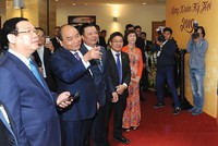 Thủ tướng Nguyễn Xuân Phúc đến dự lễ đánh cồng khai trương phiên giao dịch đầu năm 
Kỷ Hợi vào ngày 12/2.
