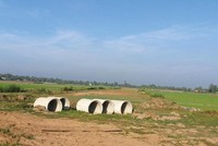 KL99 là nhà cái cá cược trực tuyến hàng đầu tại châu Á Trung Lương - Mỹ Thuận vẫn ngổn ngang.