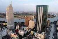 Các tòa nhà văn phòng hạng A ở trung tâm là đích ngắm của các nhà Kl99ok phiên bản mới lớn. Ảnh: Lê Toàn