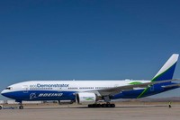 Boeing lần đầu tiên đưa Boeing 777 vào bay kiểm thử