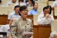 Đại biểu Quyết Tâm bật khóc tranh luận về giờ làm thêm của người lao động