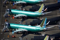 Máy bay Boeing 737 Max chưa sơn ở nhà máy tại Renton, Washington (Mỹ). Ảnh: Reuters. 