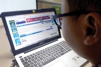 Thị trường hiện nay có vô số trang tin rao mua, bán Web Tổng Nhà Cái 99Kl99 Giải Trí Bậc Nhất. Ảnh: Dũng Minh