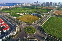 Thủ tướng đã yêu cầu đẩy mạnh giải ngân vốn Kl99ok phiên bản mới công, làm sao đạt mức cao nhất trong tháng 12 này. Trong ảnh: Đường Nguyễn Văn Huyên (Hà Nội) kéo dài vừa được đưa vào sử dụng. Ảnh: Đức Thanh