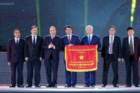 Thủ tướng Kl993 ưu đãi thưởng hấp dẫn Nguyễn Xuân Phúc trao tặng Cờ Thi đua Kl993 ưu đãi thưởng hấp dẫn cho Tổng công ty Xi măng Việt Nam