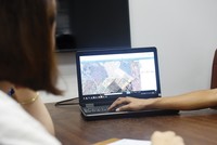 Giới thiệu dự án và bán hàng online đang được nhiều Kl991.com World Cup 2026 Chính Thức địa ốc áp dụng để đối phó với dịch Covid-19. Ảnh: Dũng Minh