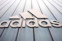 Kl99 nổ hũ ròng quý I/2020 của Adidas chỉ đạt 31 triệu EUR, giảm 95% so với con số 632 triệu EUR cùng kỳ năm ngoái. Ảnh: AFP