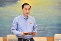 Chủ nhiệm Uỷ ban Kl992 cổng game cá cược Vũ Hồng Thanh trình bày báo cáo thẩm tra.