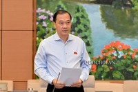 Chủ nhiệm Uỷ ban Kl992 cổng game cá cược Vũ Hồng Thanh báo cáo thẩm tra .