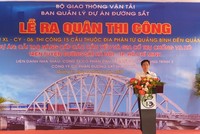 Thứ trưởng Bộ GTVT Nguyễn Ngọc Đông phát biểu chỉ đạo tại lễ ra quân xây dựng Gói thầu XL - CY - 06 (Dự án Cải tạo, nâng cấp các cầu yếu và gia cố trụ chống va xô trên tuyến 99Kl.app khuyến mãi hot Hà Nội – TP. HCM).
