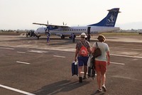 Cảng Hàng không Điện Biên Phủ mới chỉ có Công ty Bay dịch vụ hàng không (Vasco) Kl99ok phiên bản mới máy bay ATR72 khai thác đường bay Điện Biên - Hà Nội với tần suất 2 chuyến/ngày. (Ảnh: báo Điện Biên Phủ).