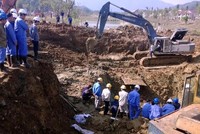 Vinaconex nói gì về sự cố vỡ đường ống nước sạch?