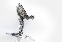Dawn Silver Bullet - bộ sưu tập đầu tiên của thế kỷ mới của Rolls-Royce 