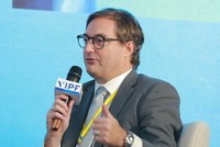 Ông Bruno Jaspaert tham gia thảo luận tại Diễn đàn Web Tổng Nhà Cái 99Kl99 Giải Trí Bậc Nhất Công nghiệp Việt Nam năm 2022 do Báo Kl99ok phiên bản mới tổ chức. Ảnh: Lê Toàn.