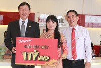 HDBank trao giải thưởng thưởng 1 tỷ đồng cho khách hàng