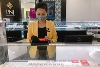 Thị trường co hẹp, doanh thu bán lẻ PNJ vẫn tăng 