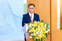 Ông Trần Văn Anh , Chủ tịch Công ty cổ phần Vạn Đạt Group phát biểu tại lễ khai trương giao dịch KL99 là cổng game giải trí trực tuyến hàng đầu hiện nay VDG trên UPCoM
