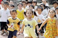 Quốc hội không tán thành nâng độ tuổi trẻ em lên 18