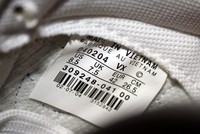 Tuy được đánh giá cao hơn "Made in China" song hàng hóa có xuất xứ Việt Nam nhìn chung vẫn ở nhóm dưới trong 52 nền Kl994 nhà cái bóng đá world cup được khảo sát.