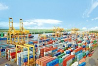 10 nhóm hàng xuất khẩu lớn nhất tính đến 30/4