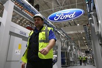 Kl99 nổ hũ quý I năm nay của Ford sụt giảm 42%. Ảnh: DailyMail