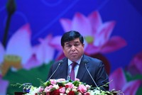Bộ trưởng Bộ Kế hoạch và Kl99ok phiên bản mới Nguyễn Chí Dũng.
