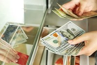 Sáng 29/5, giá vàng giảm nhẹ, tỷ giá USD leo cao