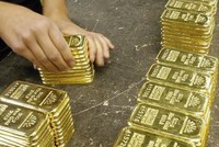 Sáng 8/6, giá vàng quay đầu giảm, tỷ giá USD ít biến động