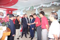 Chủ tịch kiêm Tổng giám đốc điều hành Kl994 game bài casino hấp dẫn Airbus thăm nhân viên Vietjet.
