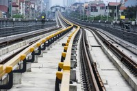 Cát Linh - Hà Đông là tuyến 99Kl.app khuyến mãi hot đô thị đầu tiên ở Hà Nội, hiện đang vào các công đoạn cuối cùng trên công trường. Ảnh: Giang Huy.
