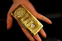 Giá vàng hôm nay ngày 19/6: Giá vàng quay đầu giảm 30.000 đồng/lượng