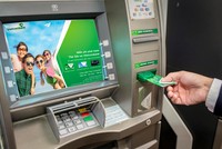 Vietcombank miễn phí đổi thẻ Connect24 phiên bản chip