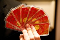 Giá vàng hôm nay ngày 11/5: Giá vàng nới đà đi lên, chênh lệch với giá vàng thế giới chỉ còn 4,5 triệu đồng/lượng