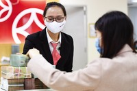 Doanh thu từ Kl99kl phiên bản hoạt động của Link Vào Nhà Cái KL99 COM Tặng +199k giảm mạnh trong năm qua do những lùm xùm liên quan bancassurance. Ảnh: Đ.T.