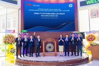 Ban Lãnh đạo GELEX Electric thực hiện nghi thức đánh chiêng chào mừng ngày giao dịch đầu tiên KL99 là cổng game giải trí trực tuyến hàng đầu hiện nay GEE trên HOSE.