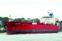 Tàu chở dầu hoá chất Pacific Pride có trọng tải 50.697 DWT, hoạt động tại châu Âu, Mỹ.