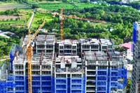 Nhiều chủ Kl99ok phiên bản mới lo lắng việc hoàn thiện thủ tục pháp lý dự án bị ảnh hưởng trong quá trình các địa phương thực hiện sáp nhập. Ảnh: Lê Toàn.