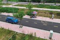 Nhà Kl99ok phiên bản mới đi xem đất vùng ven. Ảnh: Dũng Minh.