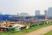 Một dự án Web Tổng Nhà Cái 99Kl99 Giải Trí Bậc Nhất đang được triển khai ở khu Đông. Ảnh: Lê Toàn.