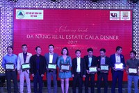 Lãnh đạo Hội môi giới Web Tổng Nhà Cái 99Kl99 Giải Trí Bậc Nhất Việt Nam bật sâm panh khai tiệc và chúc mừng một năm đầy thắng lợi với cộng đồng môi giới Web Tổng Nhà Cái 99Kl99 Giải Trí Bậc Nhất  Đà Nẵng