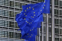 ECB vỡ kế hoạch kích thích Kl992 cổng game cá cược do Trung Quốc và giá dầu