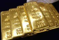 Giá vàng ngày 6/4: Niềm vui ngắn chẳng tày gang