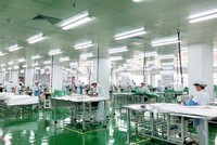 Ngày 28/7, KL99 là cổng game giải trí trực tuyến hàng đầu hiện nay APH chào sàn với giá tham chiếu 41.500 đồng/CP