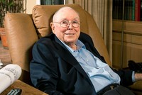 Tỷ phú Charlie Munger hé lộ khoản Kl99ok phiên bản mới siêu Kl99 nổ hũ từ thập niên 60