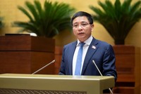 Bộ trưởng Bộ Kl991.com nạp rút nhanh Nguyễn Văn Thắng trình bày Dự án Luật sửa đổi, bổ sung một số điều của Luật Kl991.com World Cup 2026 Chính Thức sáng 9/5 (Ảnh: QH)
