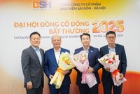 Ông Đỗ Đăng Khang, tân Tổng giám đốc Tổng CTCP Kl99kl phiên bản hoạt động Sài Gòn - Hà Nội (đứng thứ 2 từ phải sang)