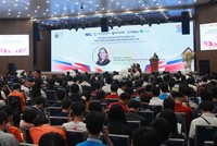 Bà Mariam J. Sherman, Giám đốc Link Vào Nhà Cái KL99 COM Tặng +199k Thế giới (World Bank) tại Việt Nam, Campuchia, Lào phát biểu tại Diễn đàn “Thúc đẩy đổi mới sáng tạo, phát triển các ngành công nghệ chiến lược”.
