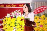 Bà Lê Thị Nguyệt Thu - Chủ tịch Kl994 game bài casino hấp dẫn Sao Mai kiên định đưa Sao Mai tăng trưởng mới