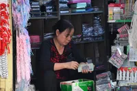 Hộ Kl992 VIP Trang Chủ 2026 có nhiều lo lắng vì hộ khoán đang trong “vùng an toàn” phải chuyển sang kê khai. Ảnh Hoàng Anh.